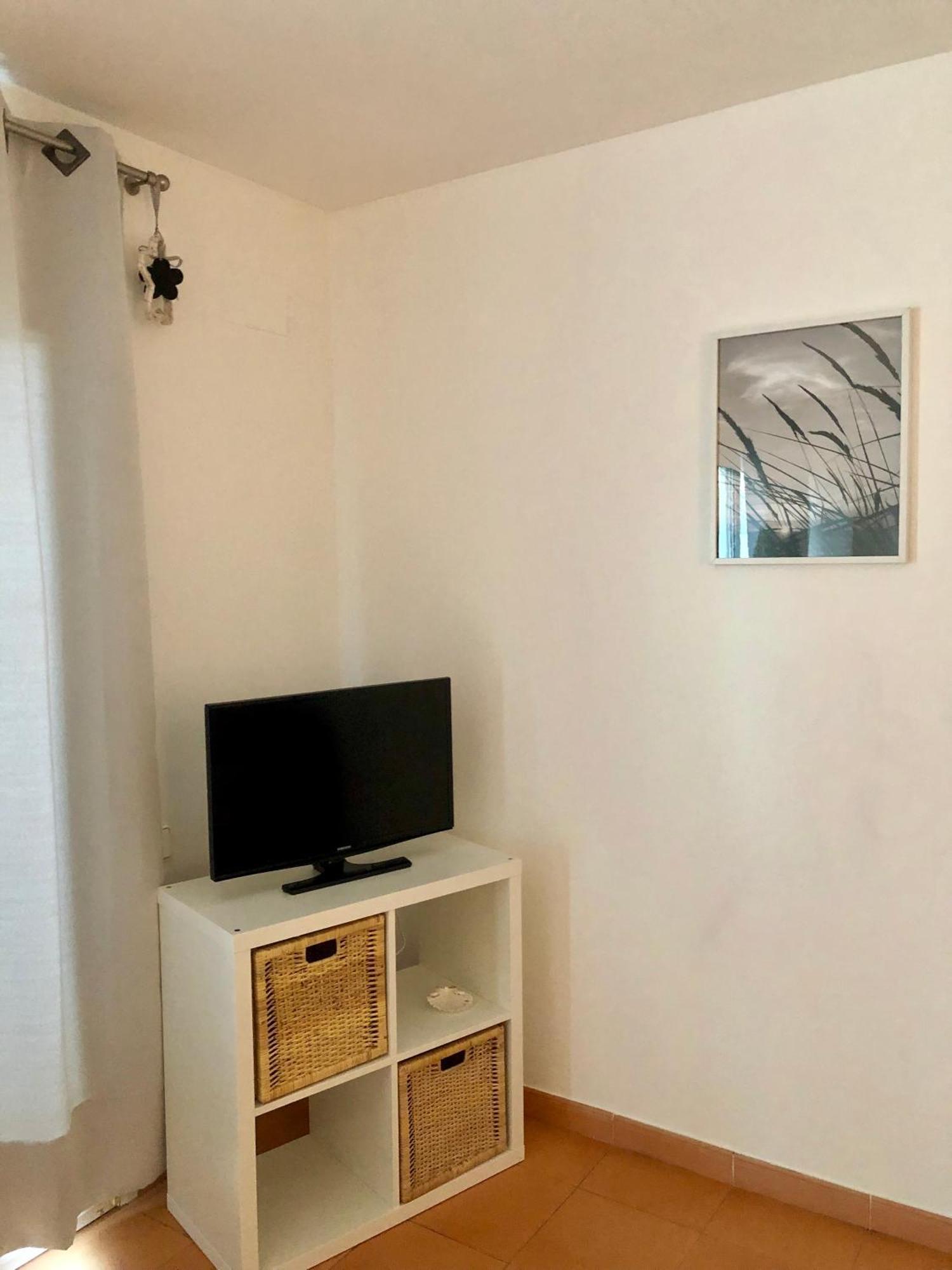 Apartaments S'Arenella Кадакес Екстериор снимка