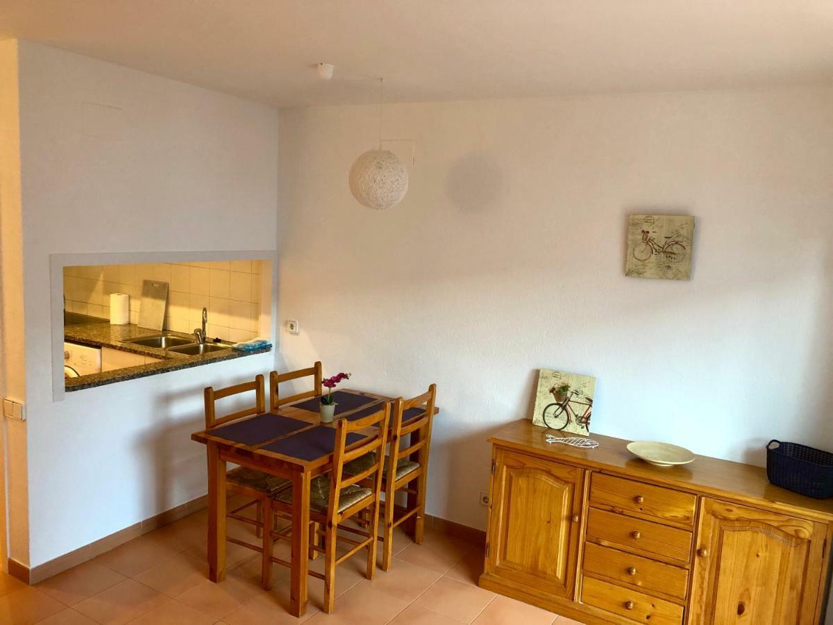 Apartaments S'Arenella Кадакес Екстериор снимка